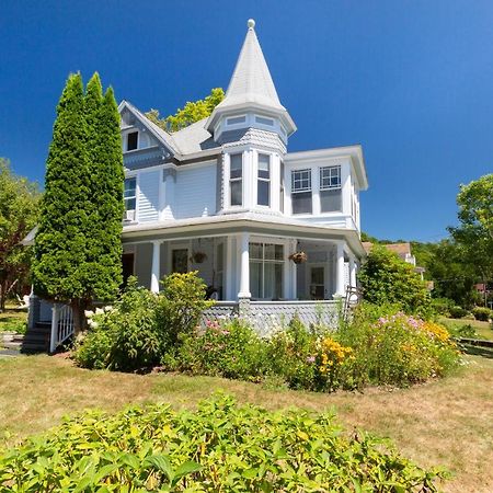 Streamside Victorian Margaretville Exterior foto